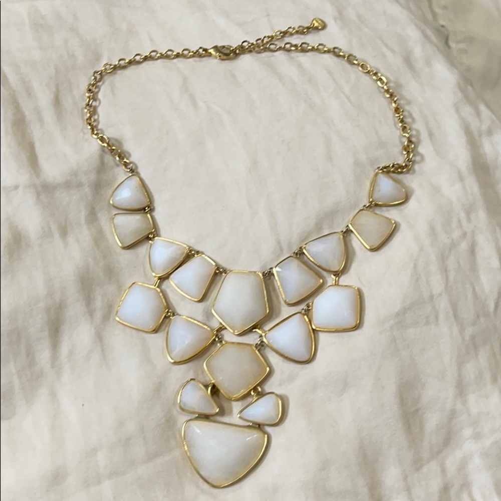 Stella & Dot quartz statement necklace